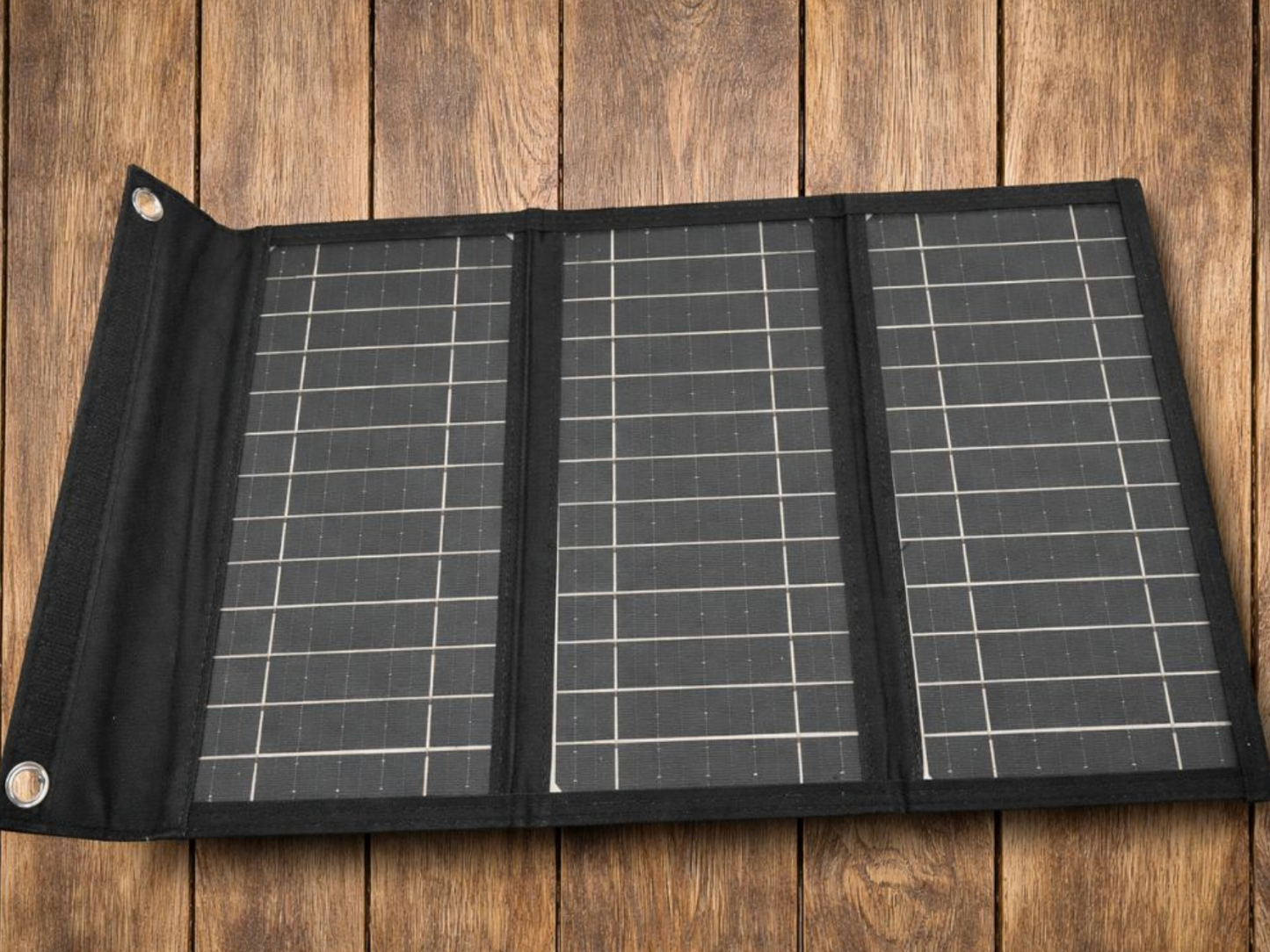 Nešiojama 20 w saulės energijos panelė patogiai susilanksto