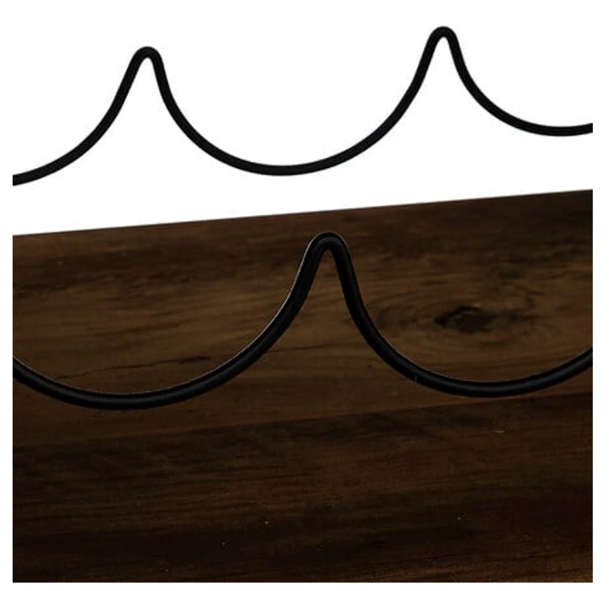 Vyno butelių stovas viela